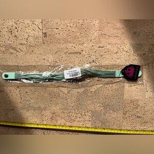 ⭐️Paparazzi Do the Hustle bracelet, mint green